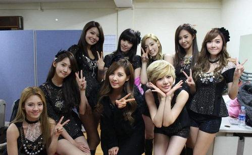 湖北女人吃瓜事件,一场网络热议背后的真相与反思